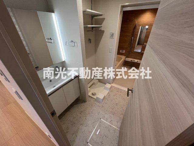 ウエスタンハイツ19の玄関