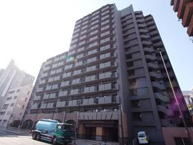 ライオンズマンション白金台の外観