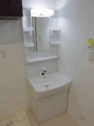 市川シティレジデンスの独立洗面台