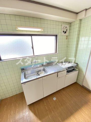大阪市淀川区十八条３丁目の賃貸マンションのキッチン