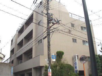 芳園マンションの外観