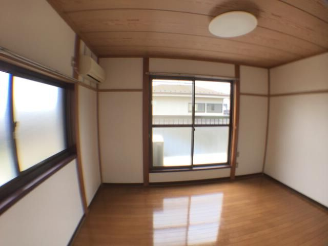 コーワ北里の居間・リビング