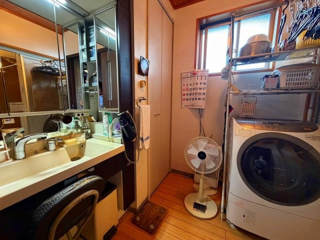 ■□米子市目久美町戸建□■のその他|洗面台になります。こちらも過去にリフォームされております〇