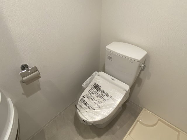 セレニテ神戸元町クレアのトイレ