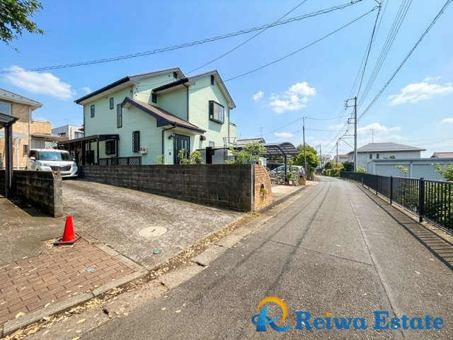 中古戸建　茅ヶ崎市下寺尾の前面道路含む現地写真