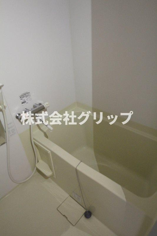 グリフィン横浜・桜木町六番館の浴室