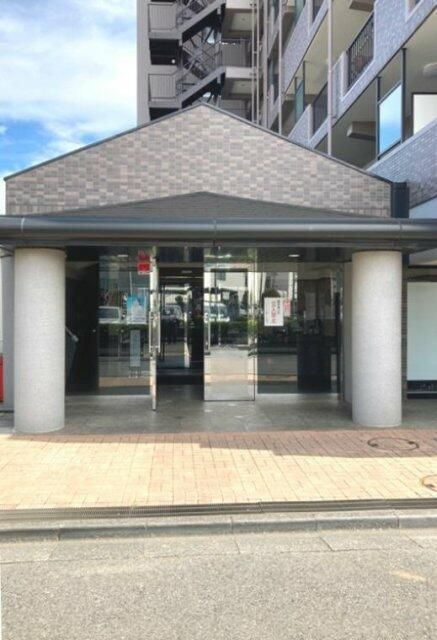レーベンハイム朝霞ヒルズのエントランス