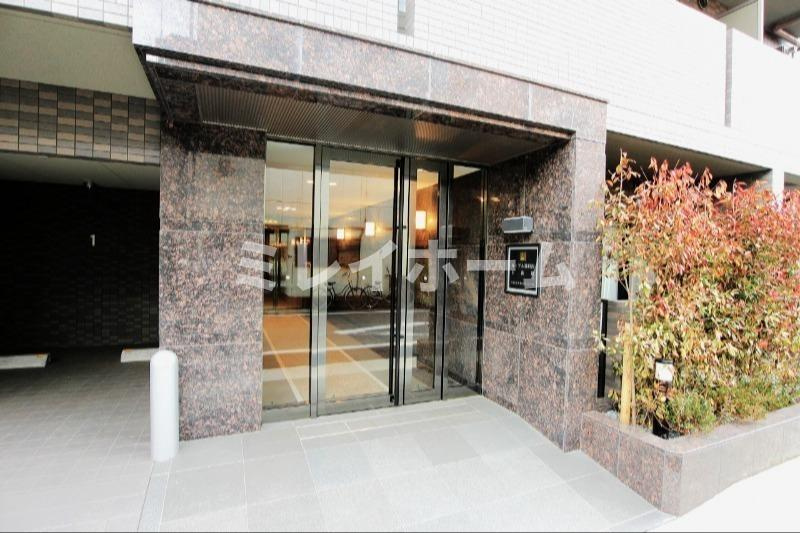 ルーブル蒲田南七番館のエントランス