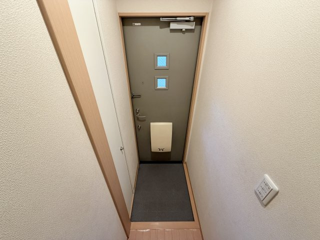 ルシェール東難波の玄関