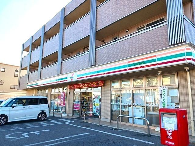 アンバローズの周辺|その他