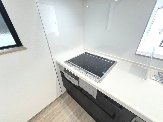 【キッチン】 | 福岡市博多区板付5丁目　D号棟（全7棟）【仲介手数料無料・0円】 | 施工例。施工例は完成時と異なる場合があります