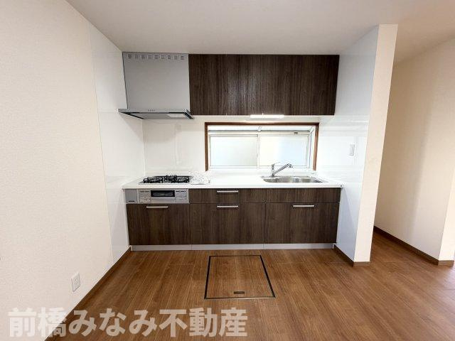 【中古】高崎市倉賀野町　５LDKのキッチン|2026年8月　内装リフォーム工事済み