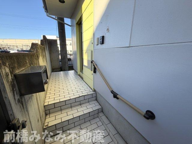【中古】高崎市倉賀野町　５LDKの玄関|2026年8月　外壁塗装・屋根塗装工事完了