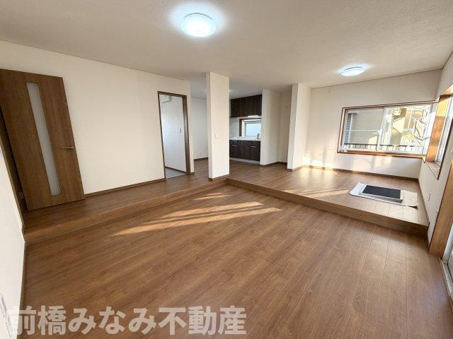 【中古】高崎市倉賀野町　５LDKの居間・リビング|2026年8月　内装リフォーム工事済み2026年8月　内装リフォーム工事済み