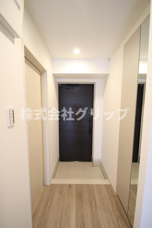 デュオステージ横濱天王町の玄関
