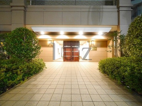 イーリスネオのエントランス