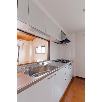 カーザ・エッチェルサ世田谷（増築部分）のキッチン|※写真は同タイプ住戸です。