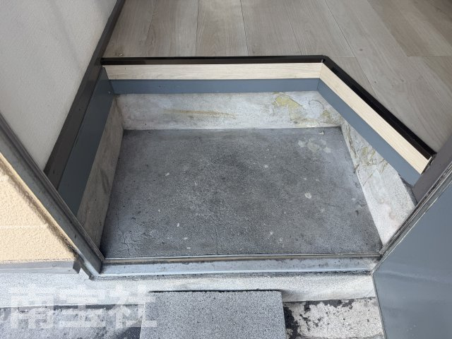 【玄関】