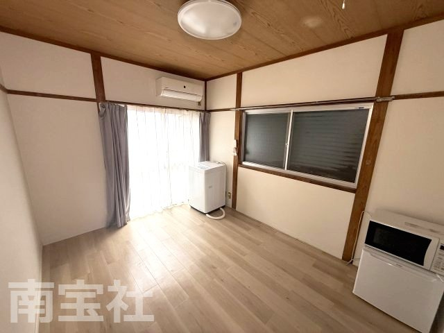 【居間・リビング】