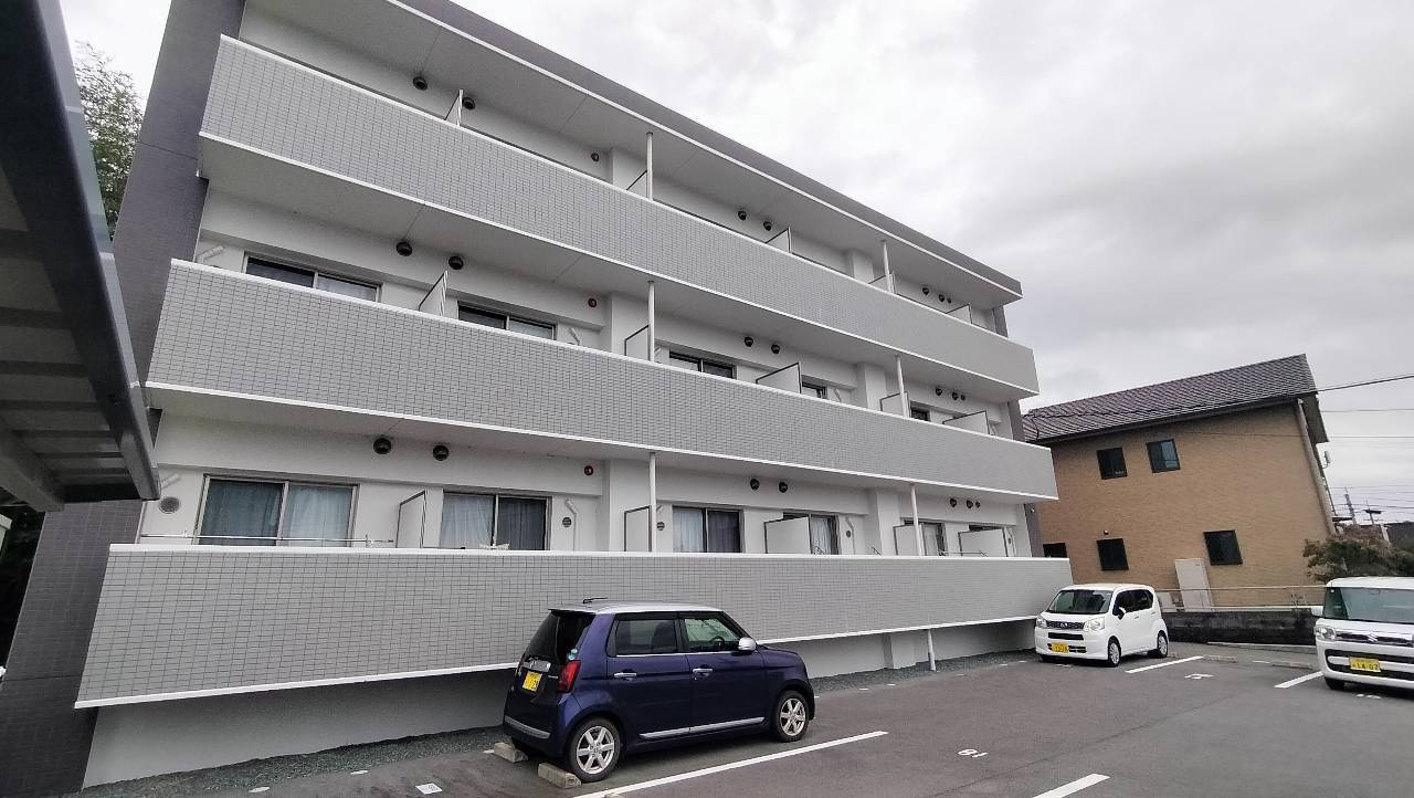 事業用一棟売りアパート　La　Grace清水の外観|令和4年新築の新しいアパートです