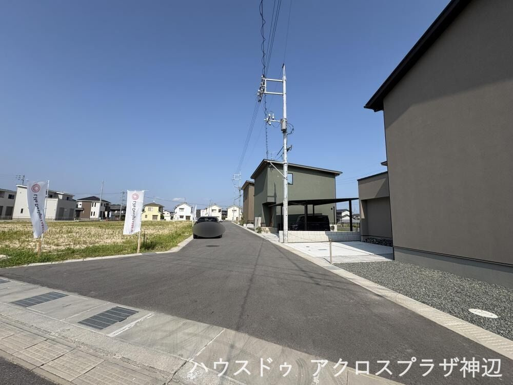 高西町川尻1号棟　3790万の前面道路含む現地写真|北西公道6.0m