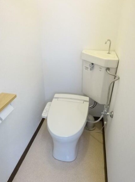 北区岩淵町の賃貸マンションのトイレ