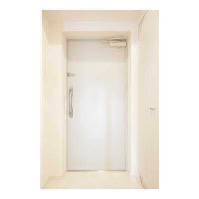 プリムベール新田の玄関|※写真は同タイプ住戸です。