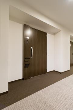 プレノ清澄庭園の玄関|※写真は同タイプ住戸です。