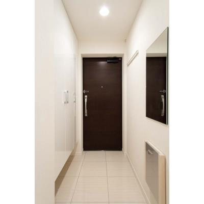 パークナードフィット新富町の玄関|※写真は同タイプ住戸です。