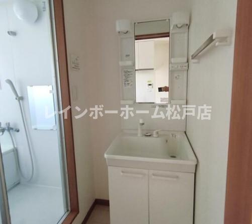 ベイシティ松戸小山Ⅰ【仲介手数料：50％OFF】対象物件！の独立洗面台