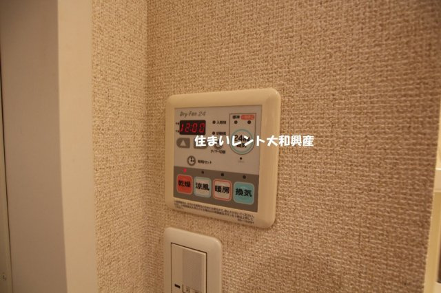リヴェール東林間の浴室