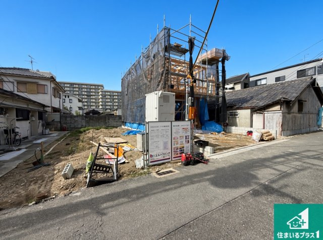 ◆東大阪市若江東町　第1期　新築一戸建ての外観|周辺は落ち着いた街並みの住宅地！子育てがしやすい住環境です！まだ未完成ですが、現地でしかわからない事もございます。是非一度ご覧ください。