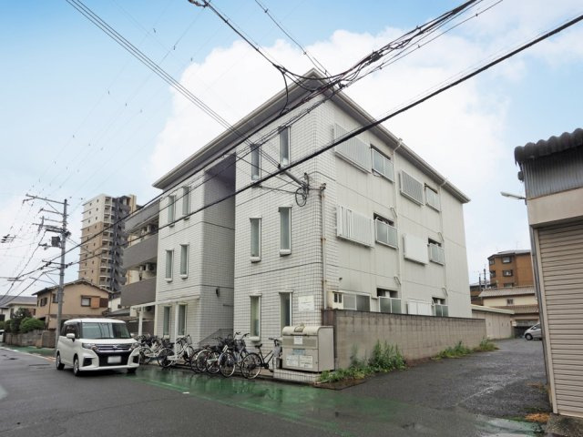ソラーナ八戸ノ里の外観