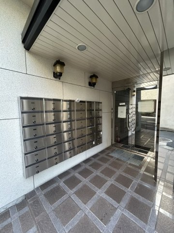 エンゼルハイツ小阪本町のエントランス