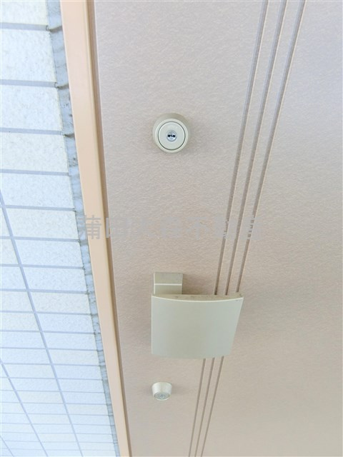 プレール・ドゥーク羽田WESTⅡの玄関