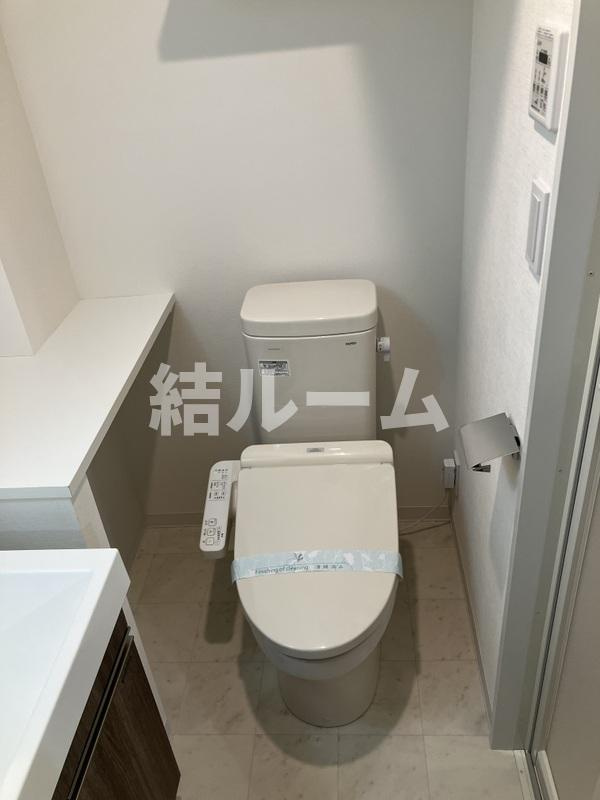 板橋区高島平１丁目の賃貸マンションのトイレ