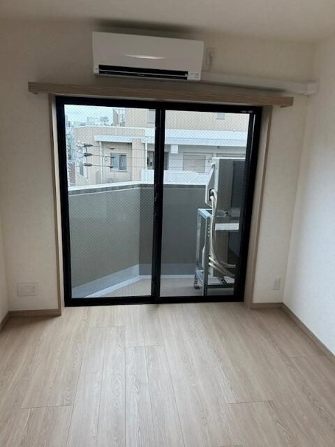 ルーブル蓮根弐番館の寝室