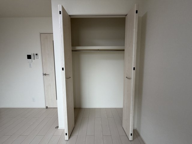 フジパレス阪急園田ＥＡＳＴⅤ番館の収納