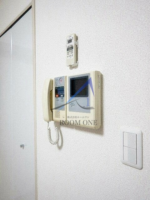 ガラ・ステーション岩本町Ｎｏｒｔｈのセキュリティ|モニター付きインターホンです。