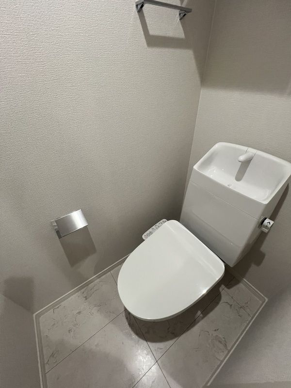 リーヴェル新小岩プレミオのトイレ|清潔感のあるトイレです