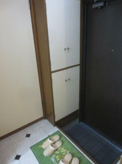 コート矢口の玄関