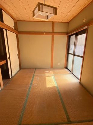 第二湯浅マンションの和室