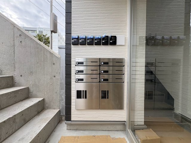 今井町共同住宅(仮)のエントランス|オートロック・インターホン・ポスト・宅配BOXあり
