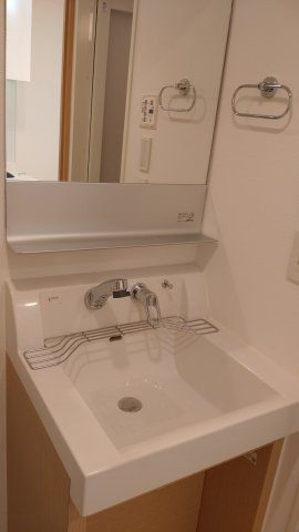 プラウドフラット鶴見Ⅱの独立洗面台|※参考写真
