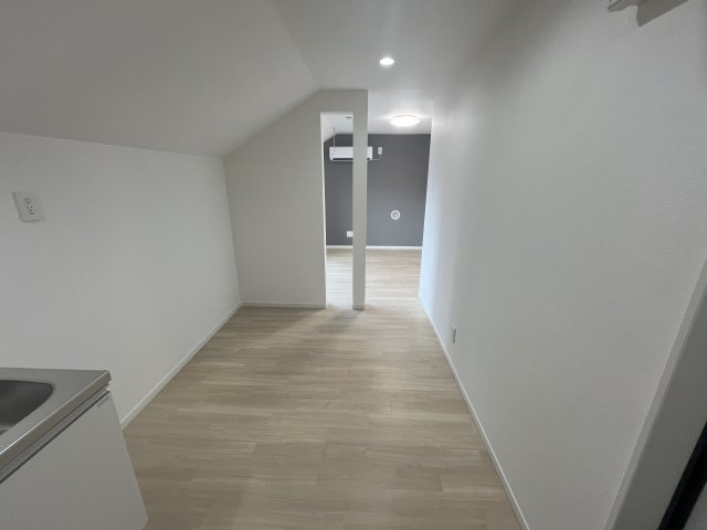 BASE三ツ沢下町の居間・リビング|使いやすいリビングです
