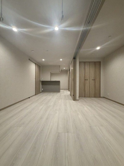 【居間・リビング】 | カーサイルミナ | 別号室参考写真