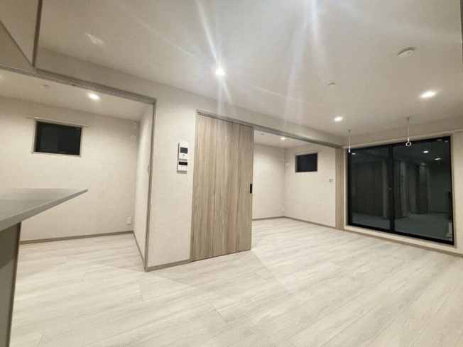 【居間・リビング】 | カーサイルミナ | 別号室参考写真