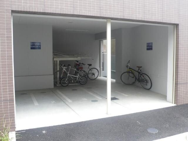 ＤＯＲＦ ＳＨＩＲＯＫＡＮＥのその他共用部分