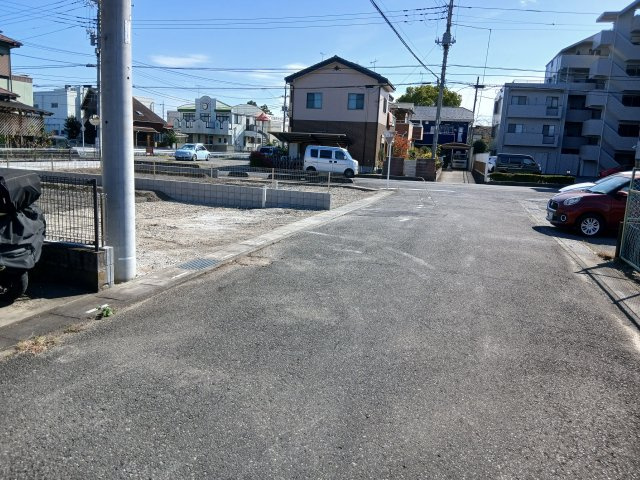 リーブルガーデン．Ｓ　熊谷久下４丁目　の前面道路含む現地写真|現地前面道路（2026年10月27日）撮影