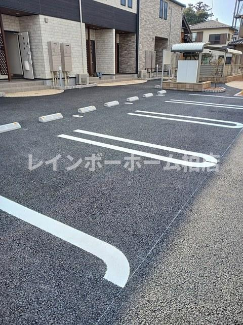特典：仲介手数料が50％OFFです‼の駐車場